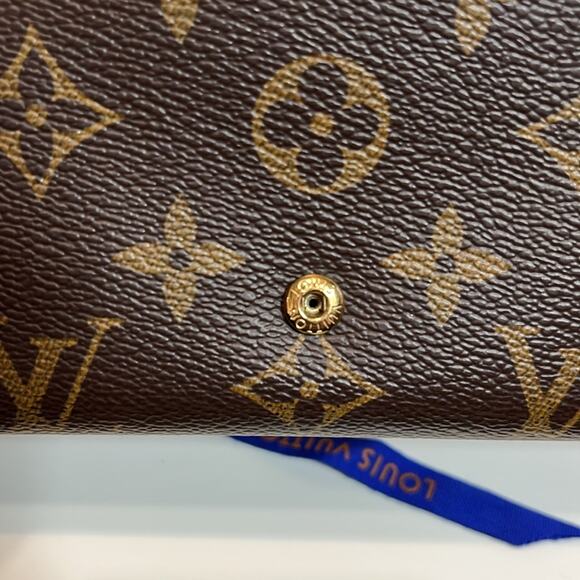 Louis Vuitton Monogram Josephine Wallet Chili Red EUC Retail $800 - Picture 8 of 15